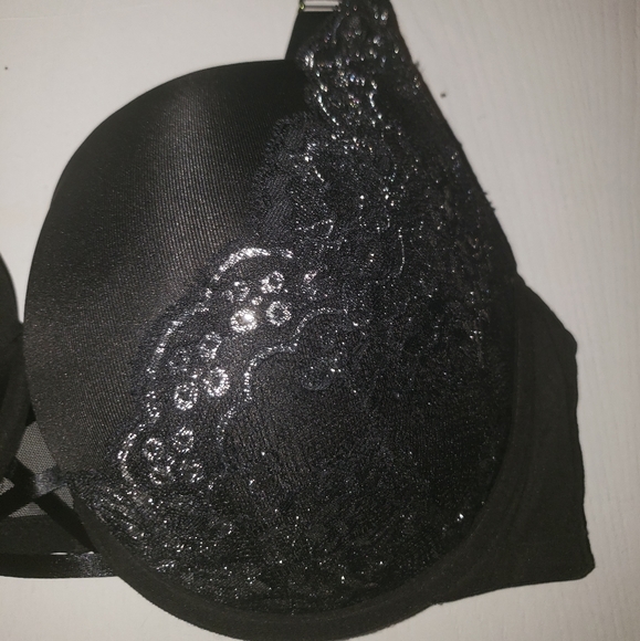 Black Lace Boost Balconette Bra - Picture 2 of 6